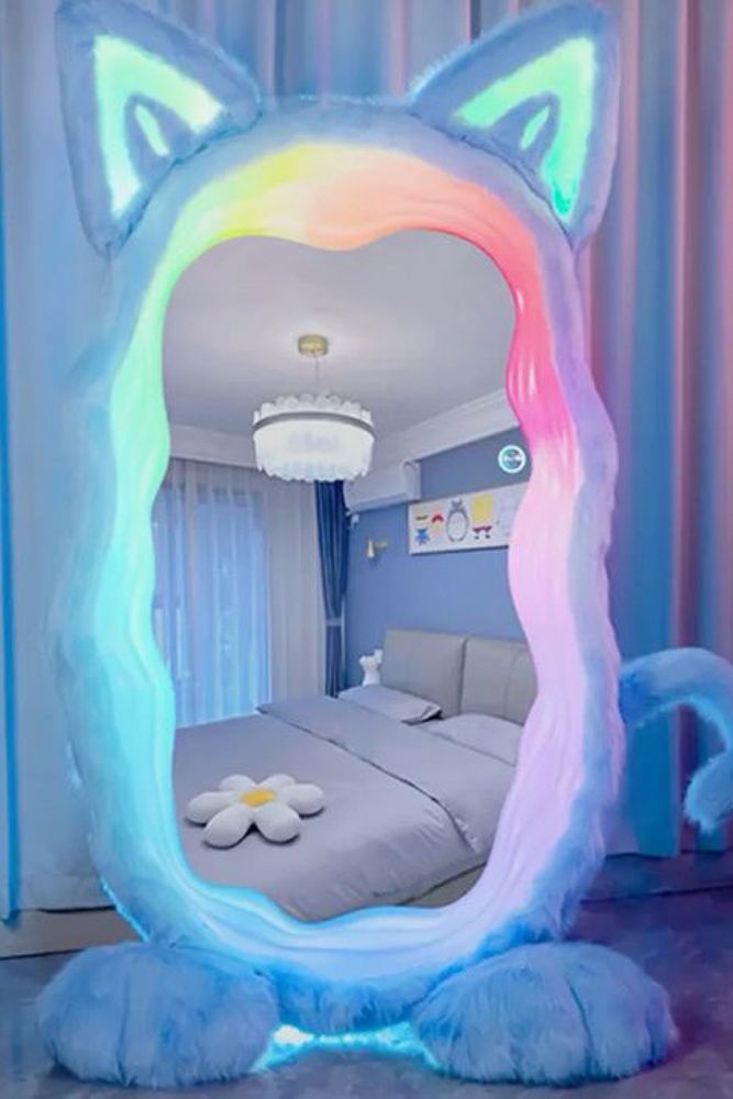 thematic-mirror-lighting-design