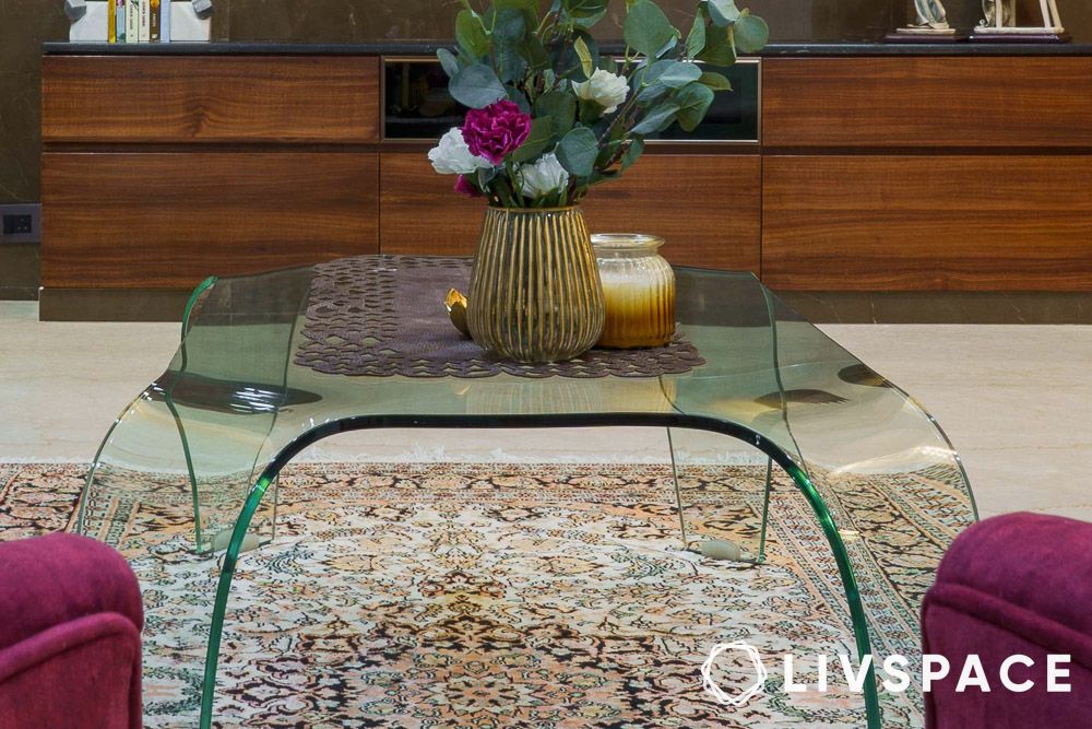 eclectic-centre-table-for-sitting-room