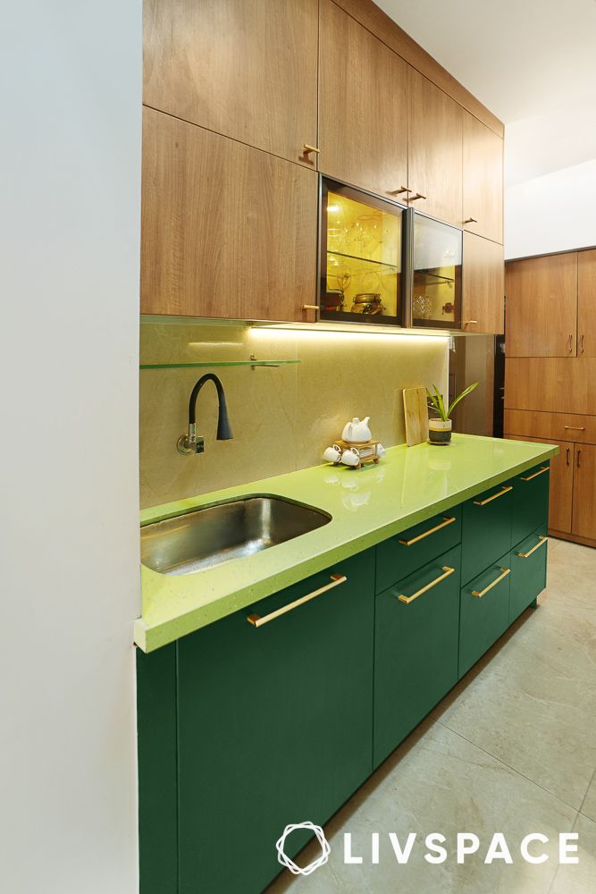 under-cabinet-lighting-in-kitchen