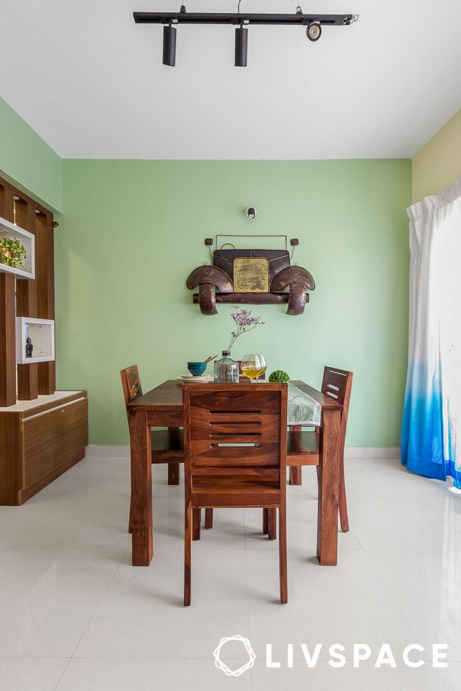 house-painting-colours-lilac-off-white