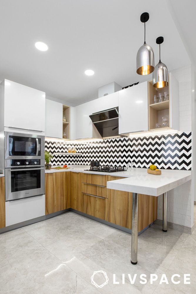 kitchen-designs-contrast-backsplash-zig-zag-pattern