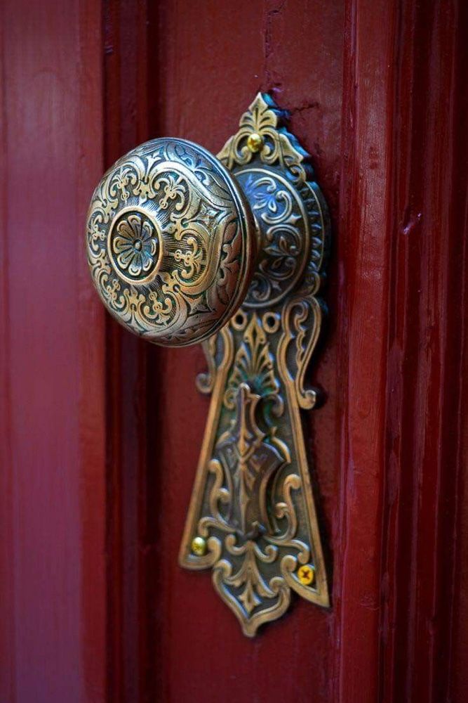 antique-main-door-handle-design