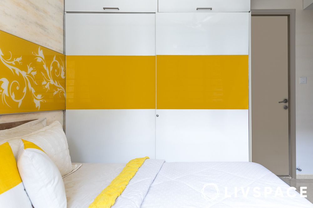 sliding-wardrobe-colour-combinations-in-yellow-and-white