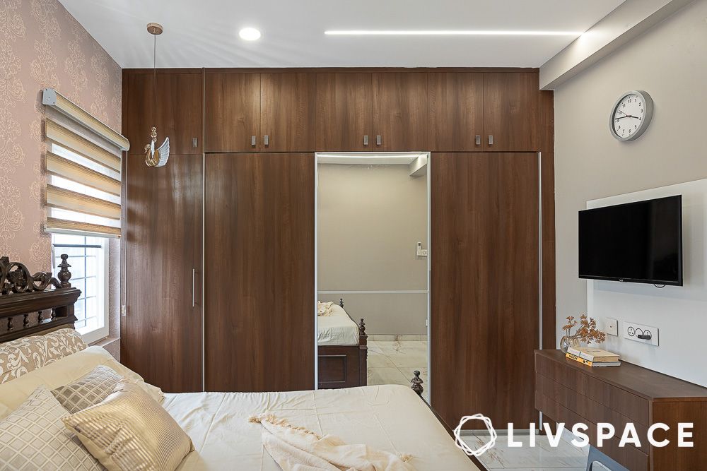 bedroom decor ideas for small rooms built in wardrobe