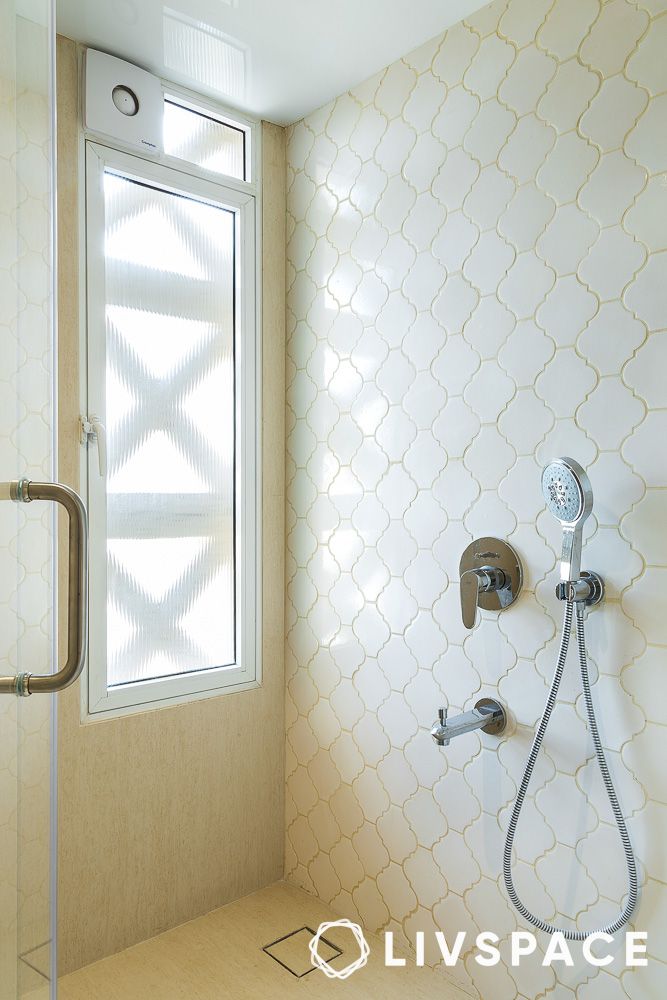 bathrooms with white tiles hexagonal