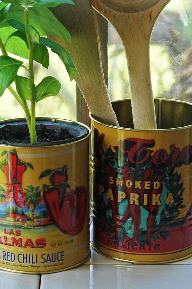 repurposed diy tins souvenir small kitchen decorating ideas