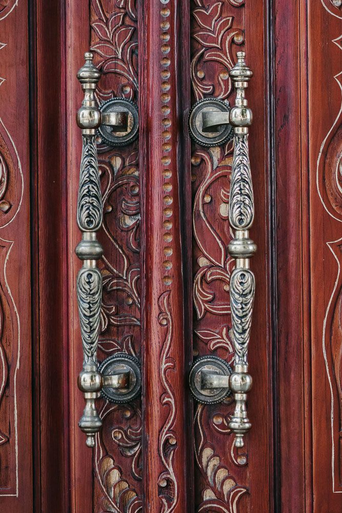 indian interior style with vintage handles