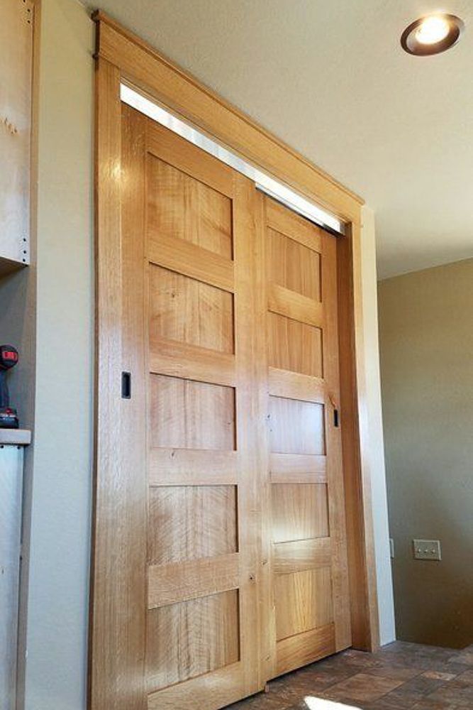 Shaker Style modern veneer double door design
