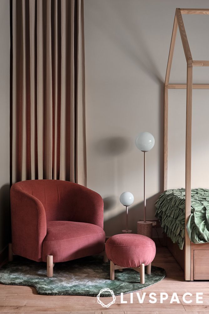 simple bedroom design with two colours and plush furnishings