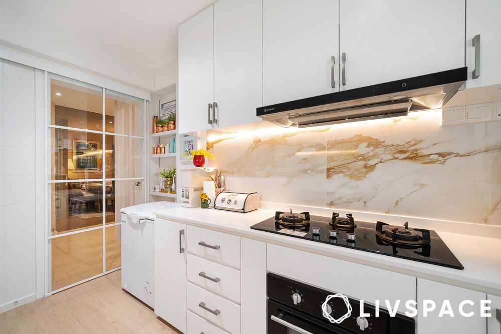 white kitchen design with niche for display