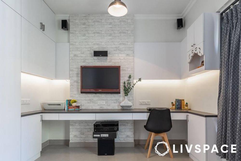 double utility tv unit with seating