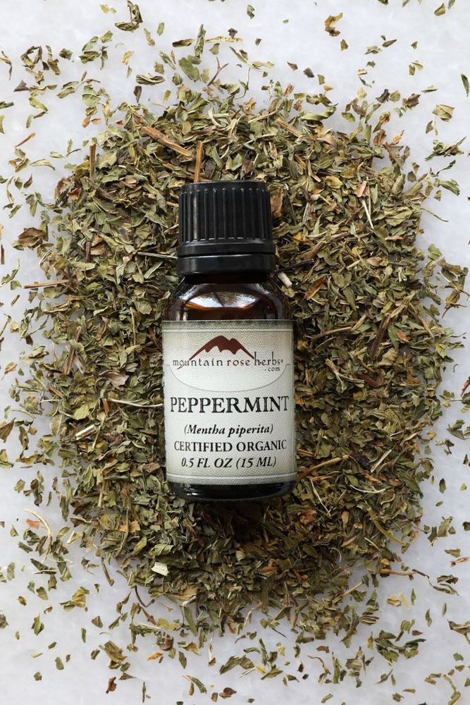 at home roach treatment with peppermint oil