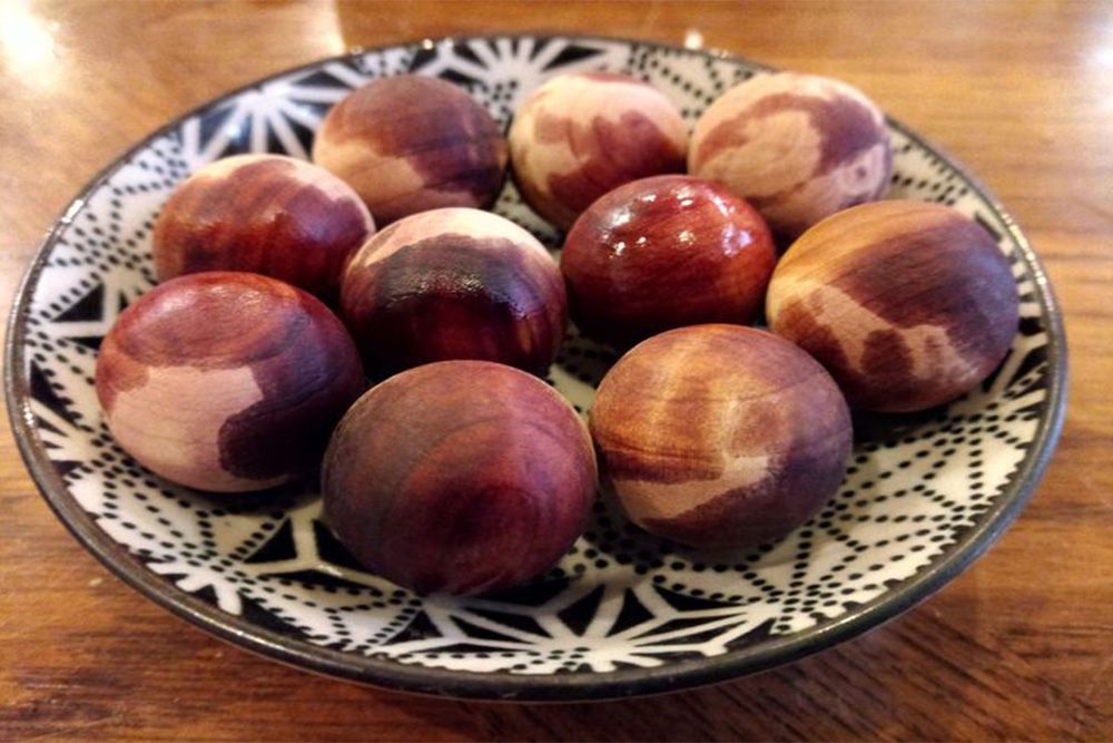 how to keep roaches away with cedar balls