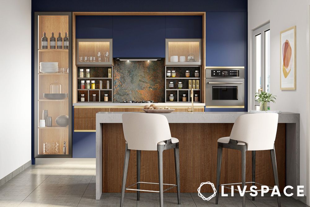 Open kitchen shelving that makes the space look big
