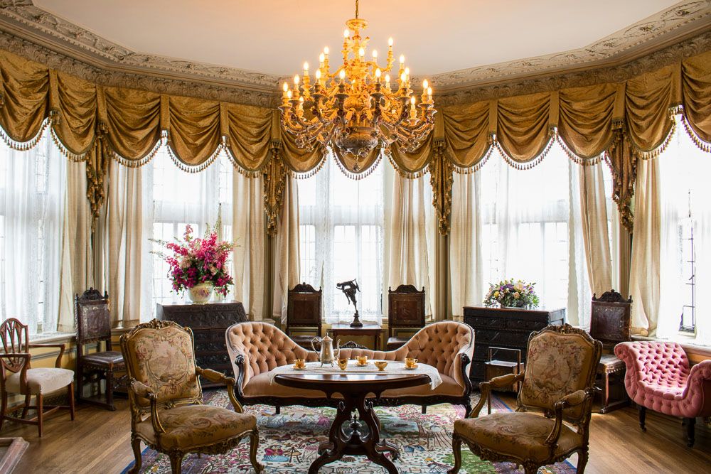 different styles of curtains