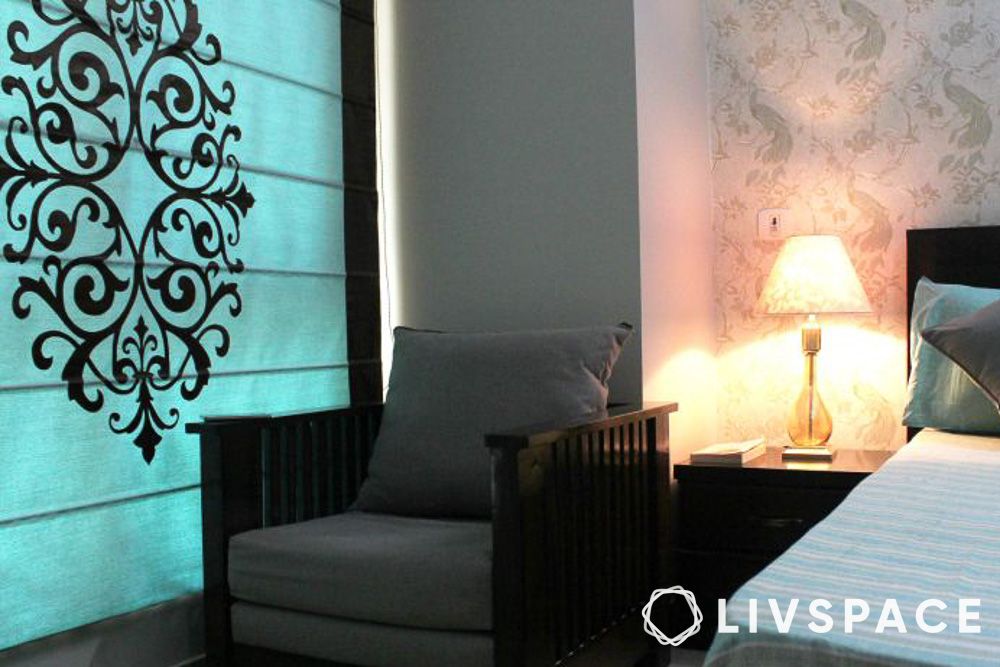 window blind curtain with motif