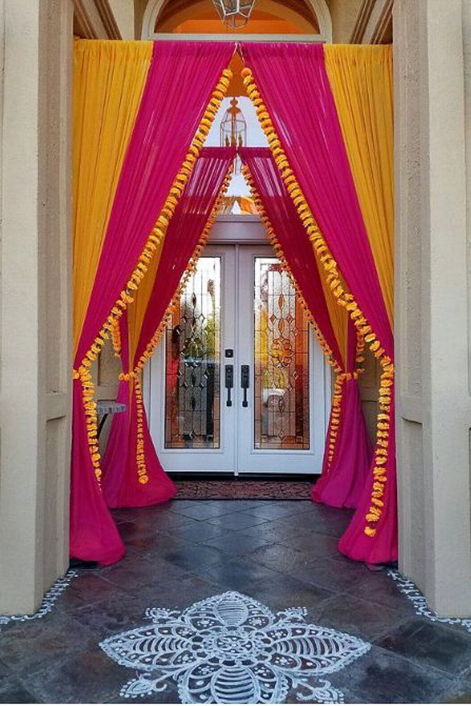 coloruful saree decor for dussehra in delhi