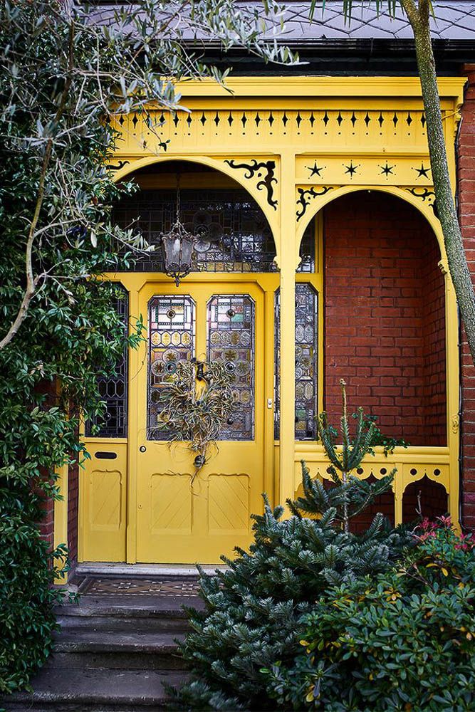 exterior colour for home in yellow and brick red