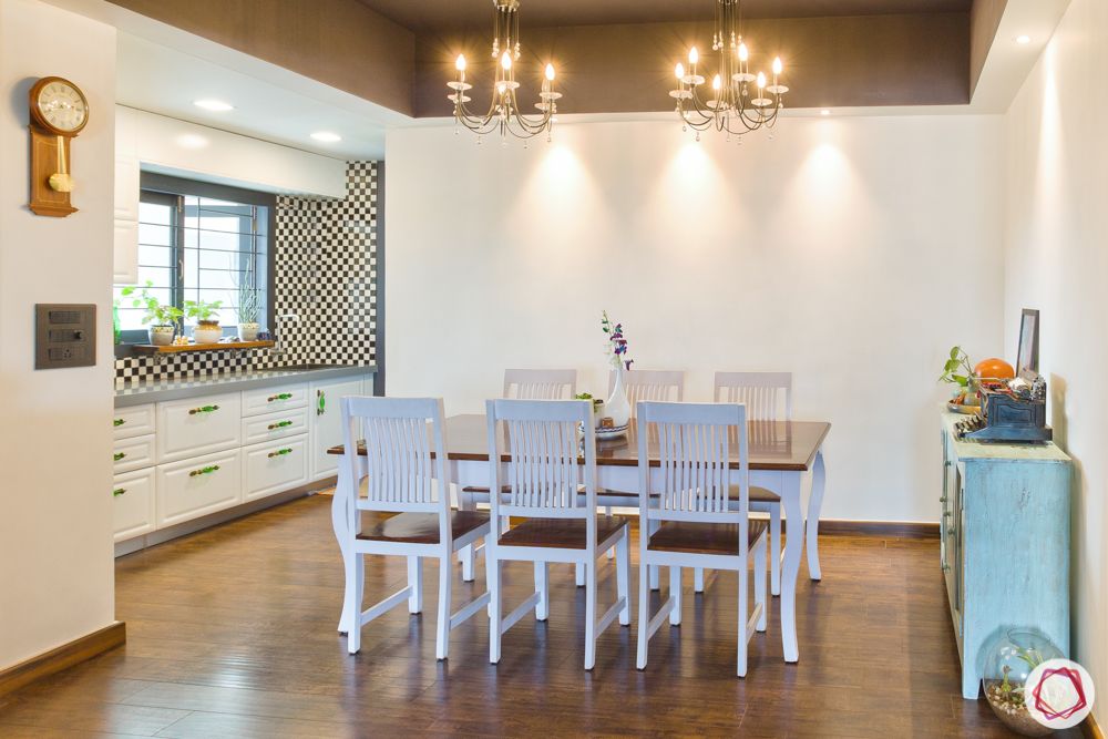 Interior design styles-dining room-vintage chandelier