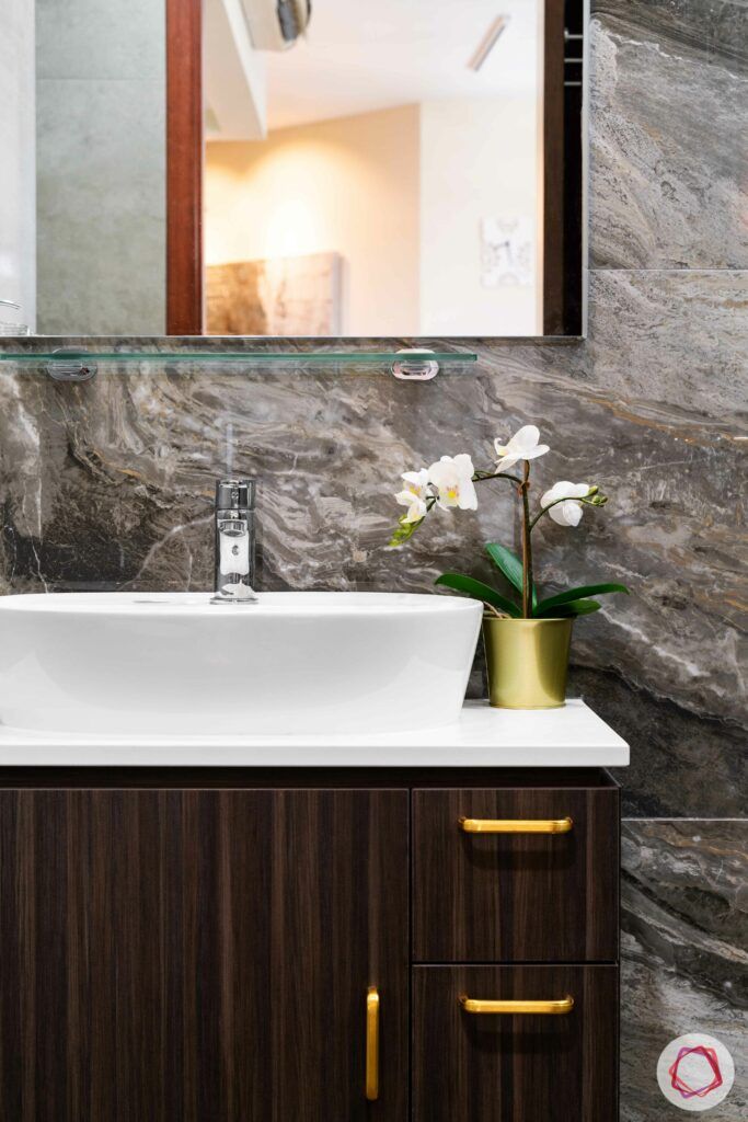 condo-interior-design-singapore-bathroom-gold-bar-handles-mirror