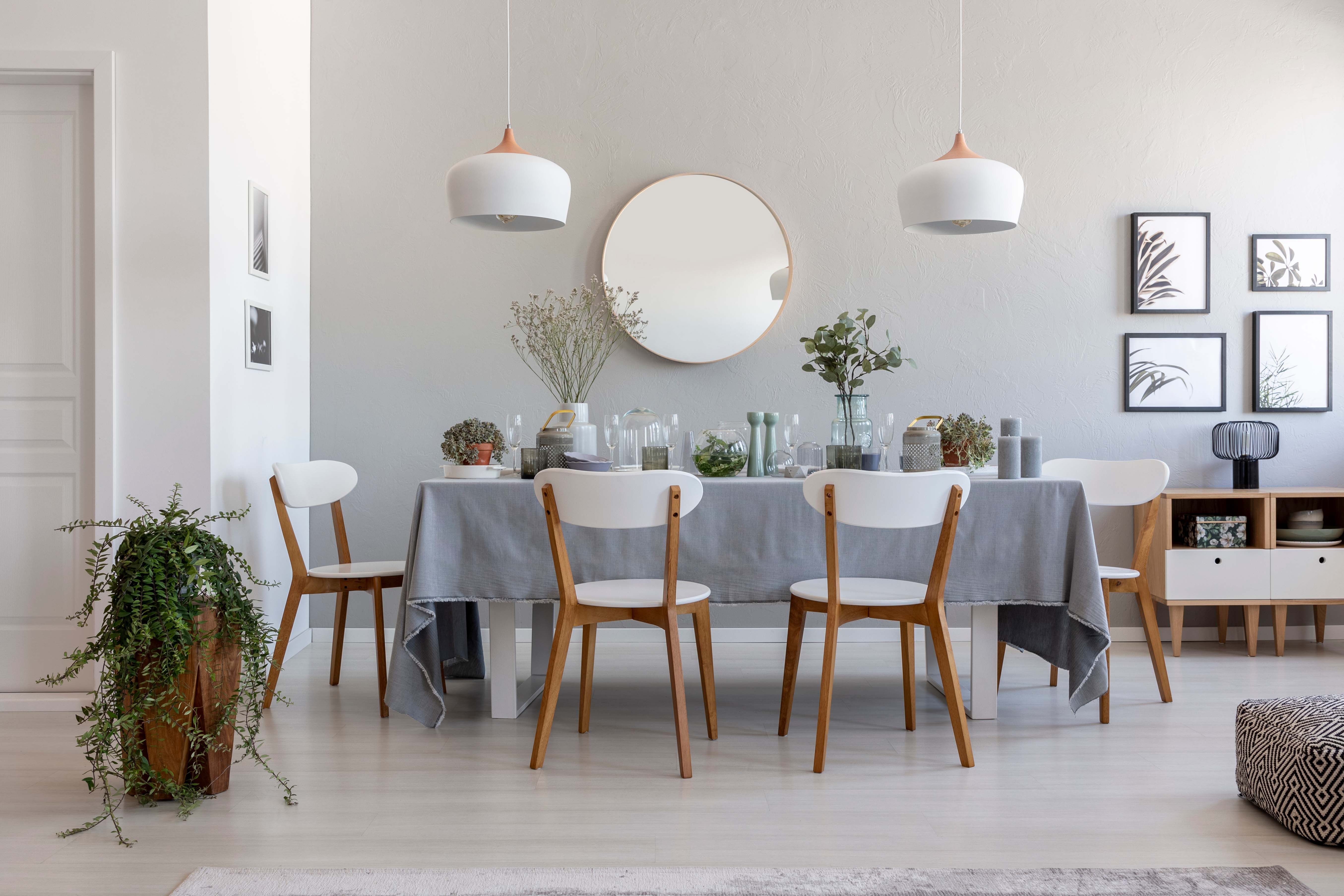 dining room-plants-mirrors