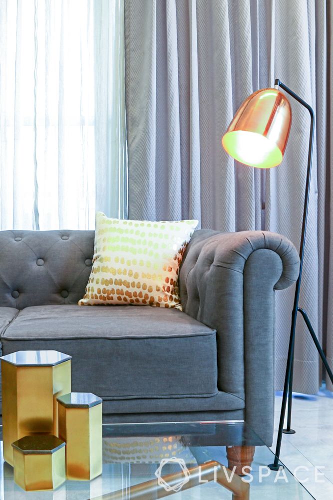 living room lighting ideas-floor lamp-tufted sofa