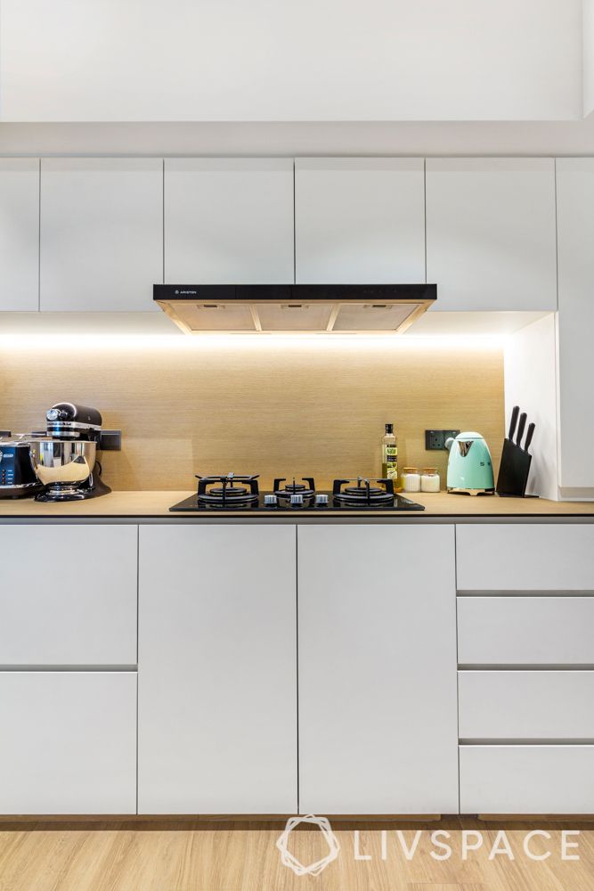 hdb design-white kitchen-handleless kitchen