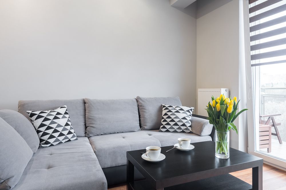 small living room designs-grey sofa-coffee table