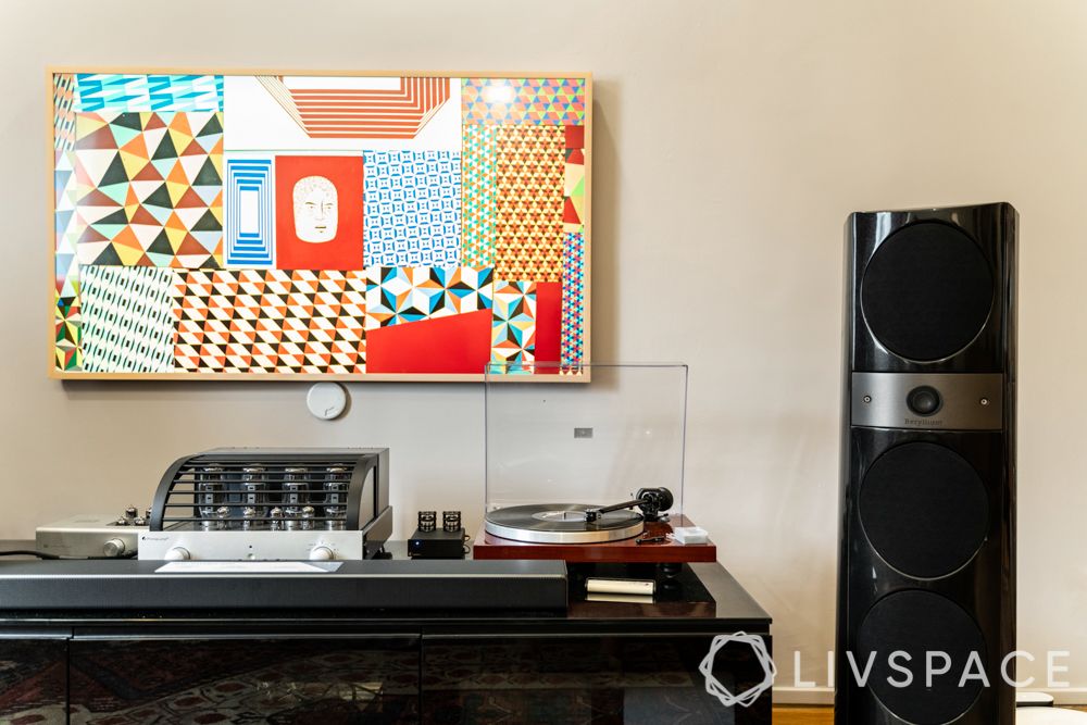 hdb-5-room-renovation-tv-console-vinyl-records