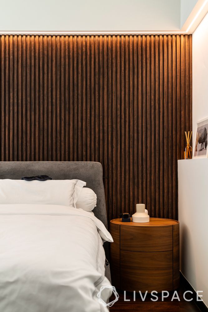 3-room-flat-design-master-bedroom-wooden-bedside-table