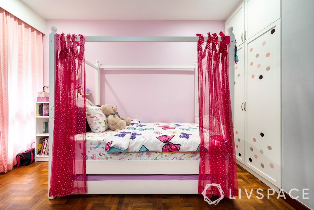 3-room-condo-girls-bedroom-four-poster-bed-pink-drapes