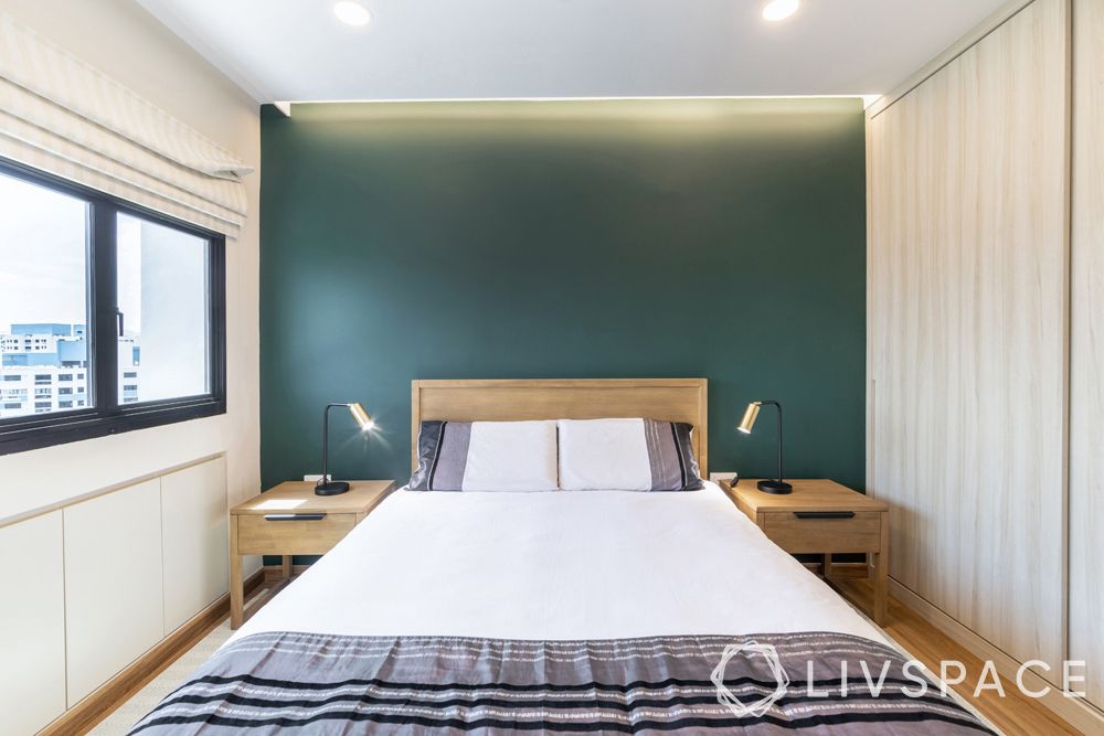 small-room-design-colour-sea-green-feature-wall