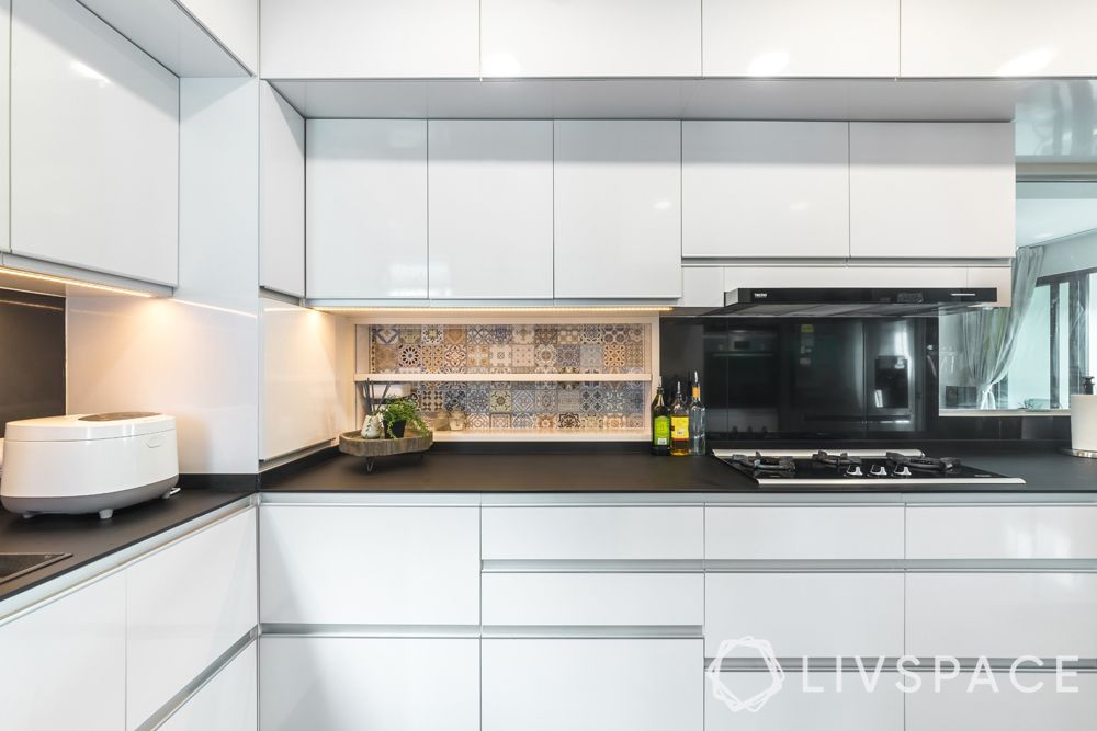 resale-hdb-kitchen-loft-storage