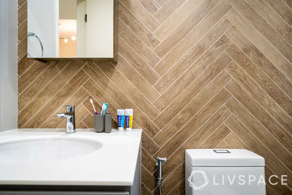 toilet-renovation-wall-tiles-herringbone-pattern