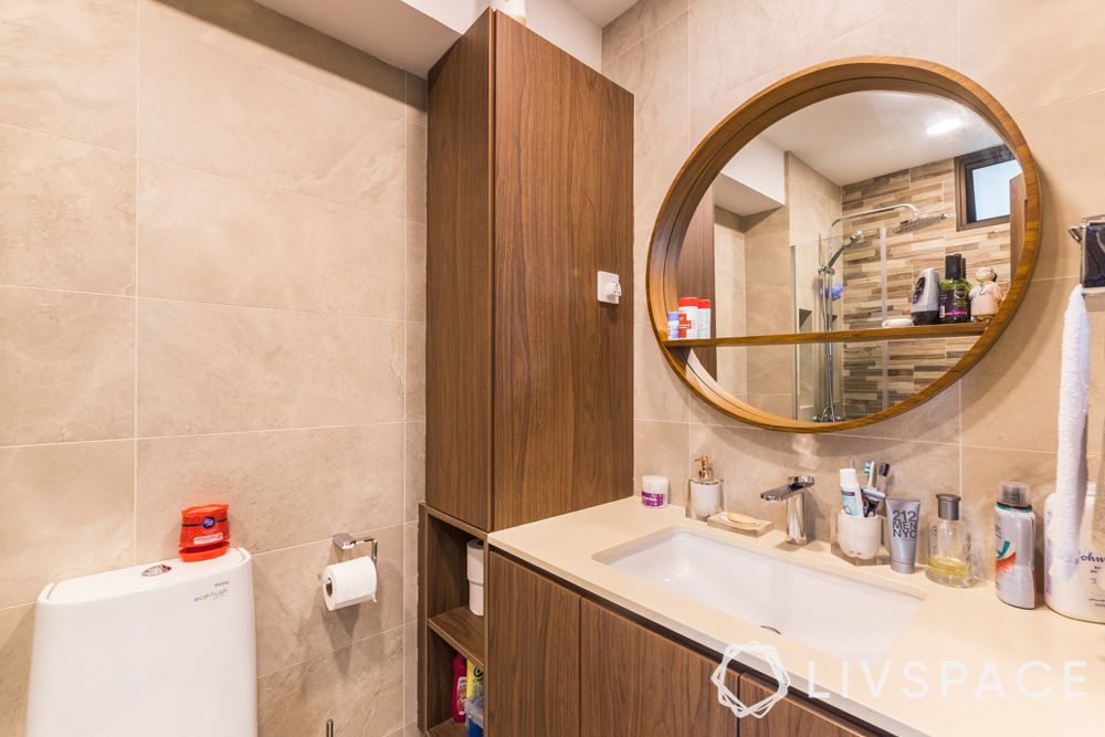 toilet-renovation-storage-space-laminate-tall-cabinet-vanity