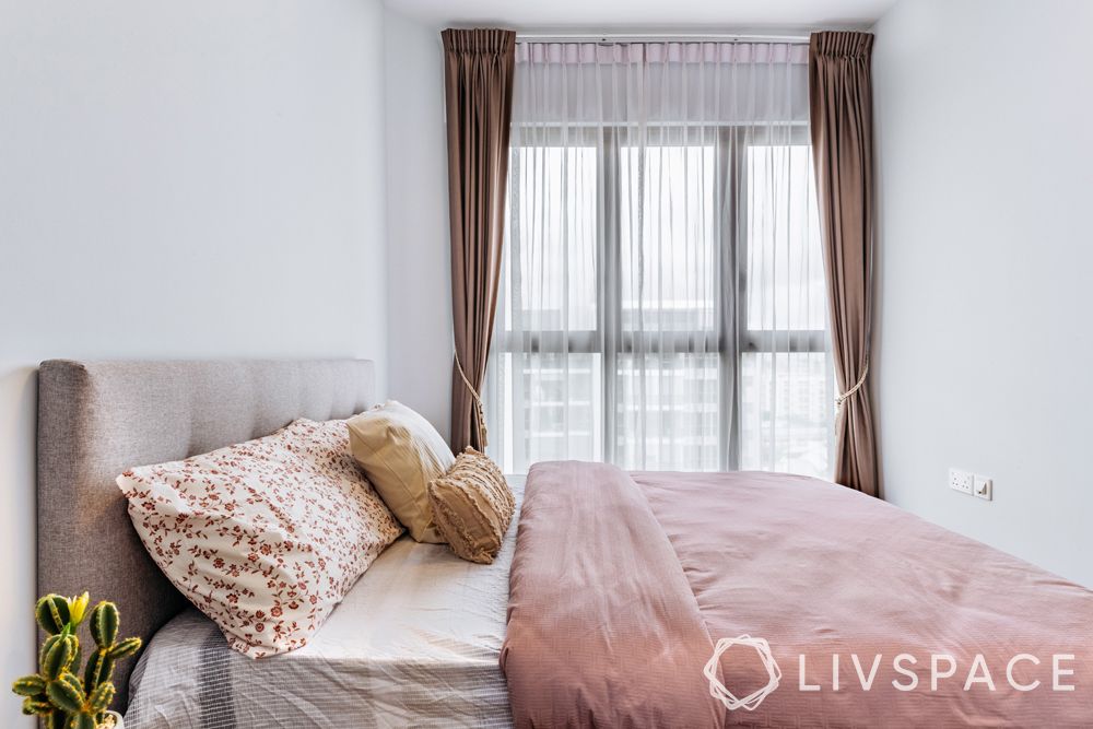 4-bedroom-condo-guest-bedroom-sheer-curtains