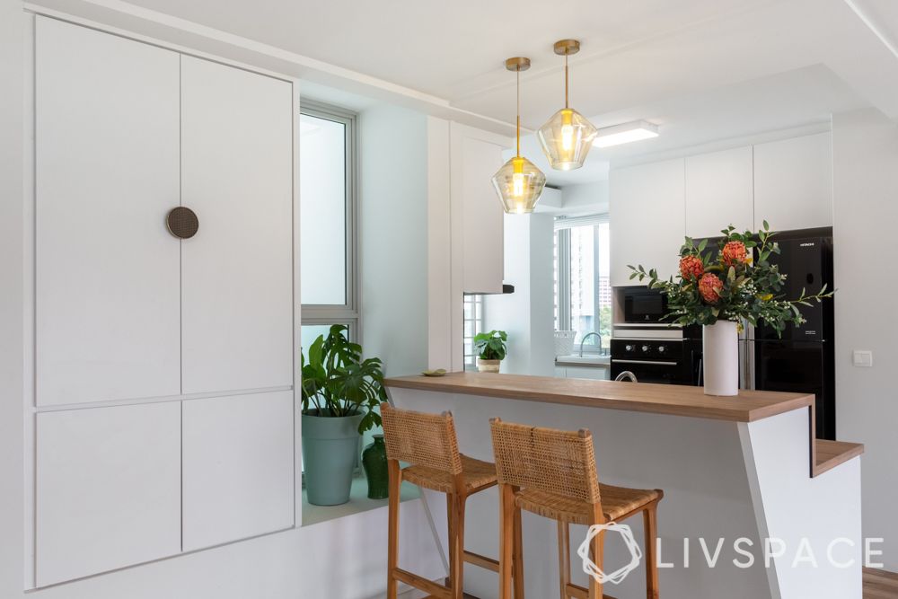 Kitchen island with high chairs hot sale