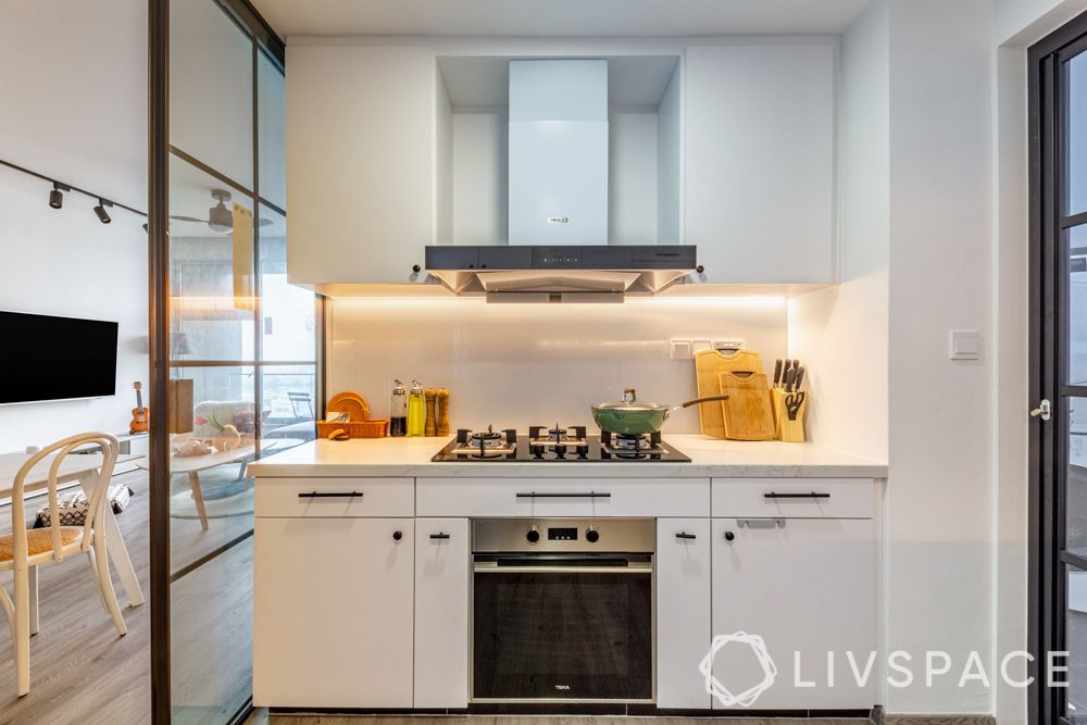 condo-interior-design-ideas-singapore-kitchen-white-cabinetry-profile-lights