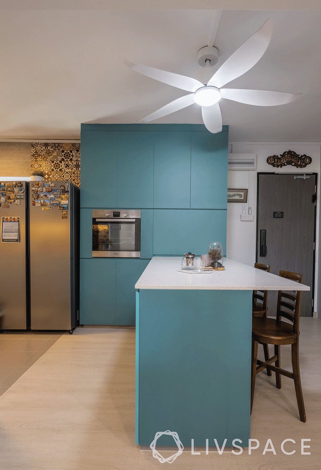 executive-apartment-island-counter-storage-unit
