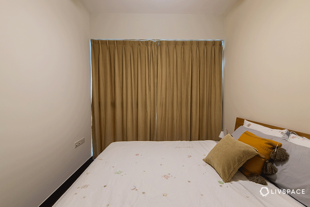 small-condo-design-ideas-bedroom-beige-curtains-white-walls
