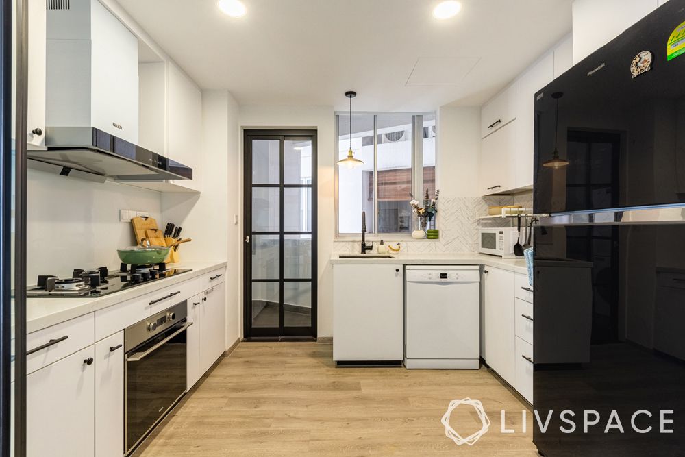 ideal-kitchen-design-flooring-wooden-white-kitchen