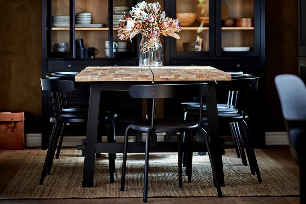 dining-table-set-black-table-wooden-tabletop