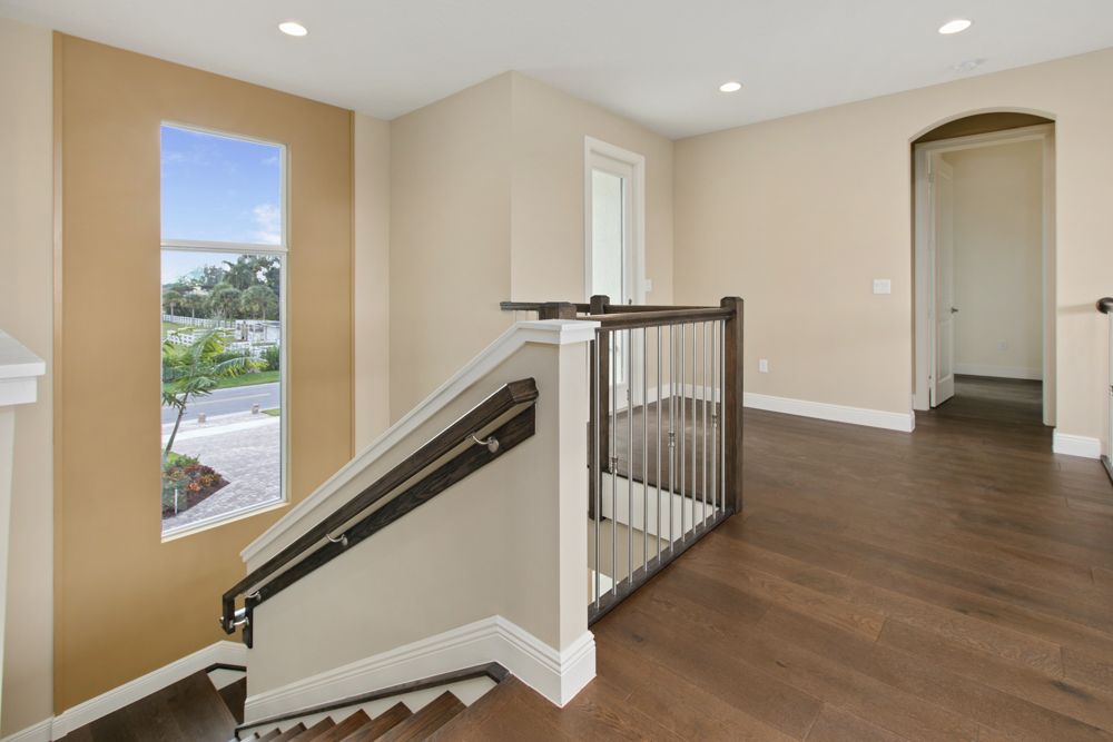 hdb-maisonette-with-stairs