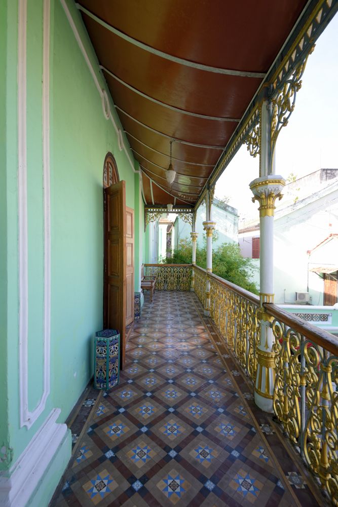 peranakan-tiles-for-hallway