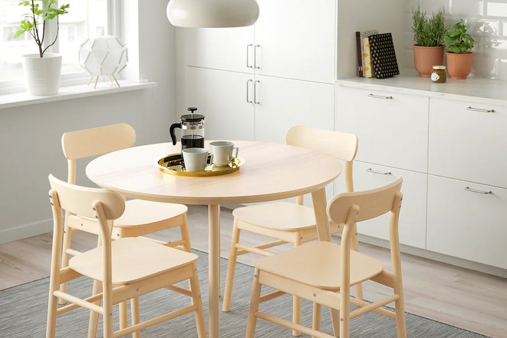 Ikea round deals wooden table