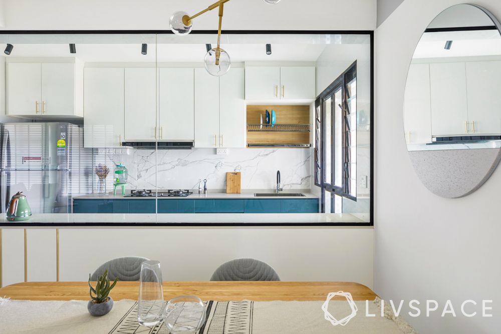 small-house-design-ideas-glass-partition-mirror-kitchen