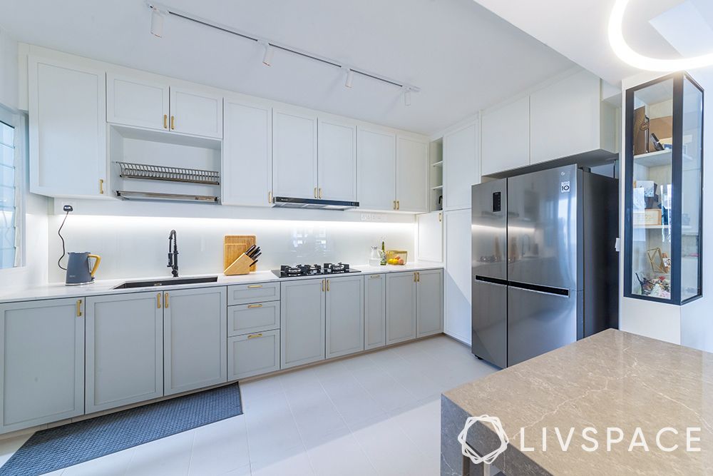 modern-contemporary-white-kitchen-shaker-cabinets