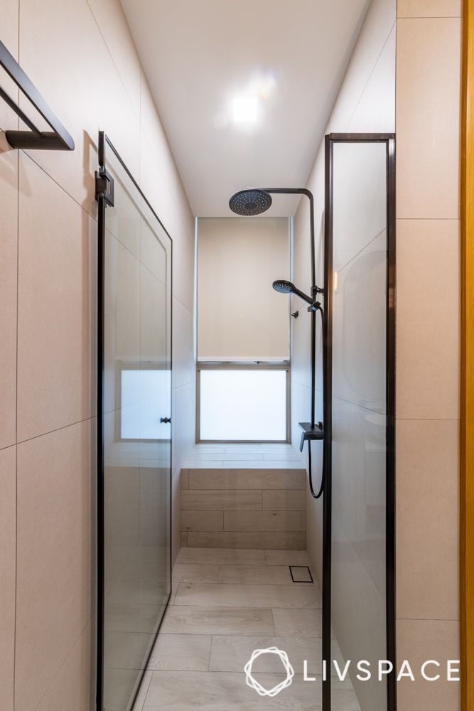 shower-seating-area