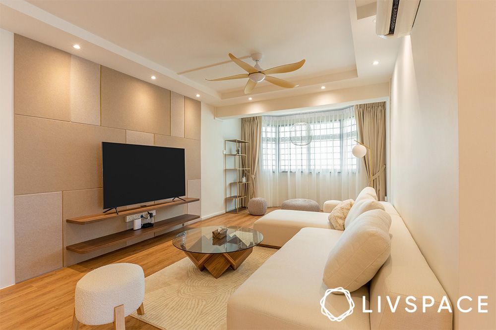 living room with 2 ceiling lights