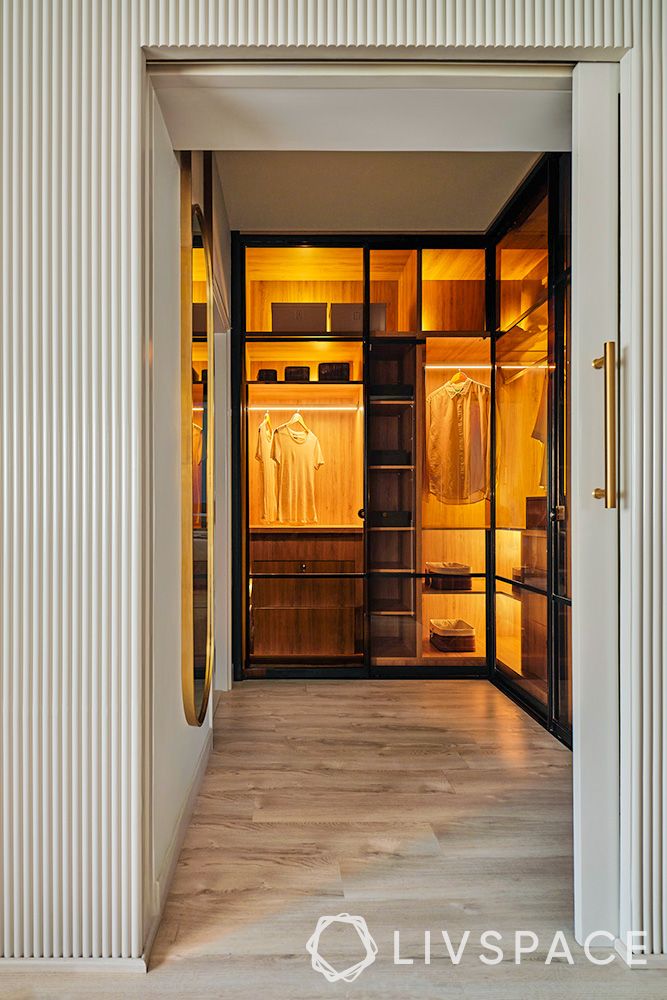 sliding-wardrobe-door-with-fluted-panels